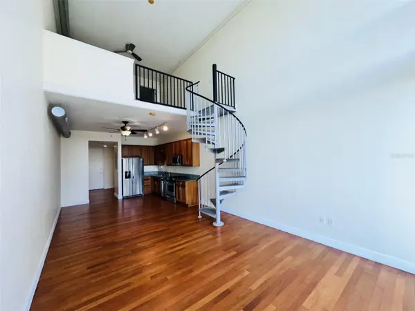 150 E ROBINSON ST #1009, Orlando, FL 32801