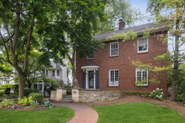 352 RAVINE RD, Hinsdale, IL 60521