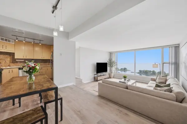 3200 N Lake Shore DR #2102, Chicago, IL 60657