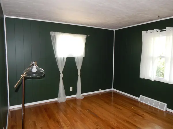 1009 W Coolspring AVE, Michigan City, IN 46360