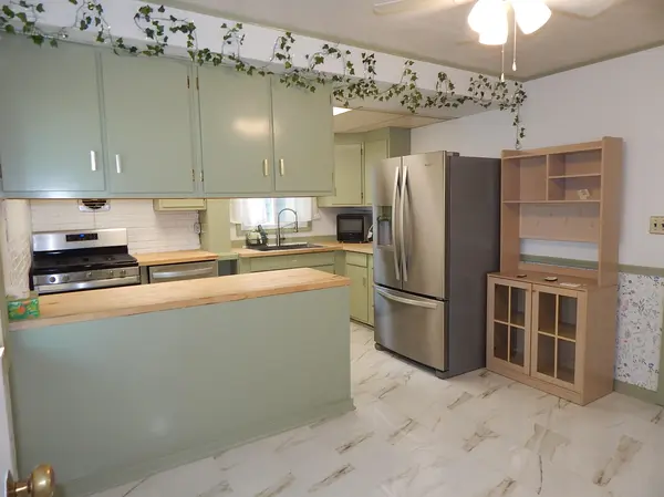 1009 W Coolspring AVE, Michigan City, IN 46360