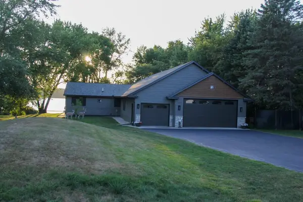 11489 Alcott DR, Sauk Centre, MN 56378