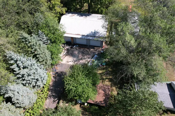 2466 Dale ST N, Roseville, MN 55113