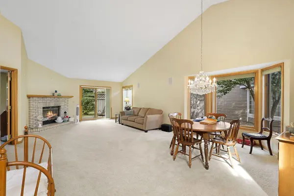 5611 Dunlap AVE N, Shoreview, MN 55126