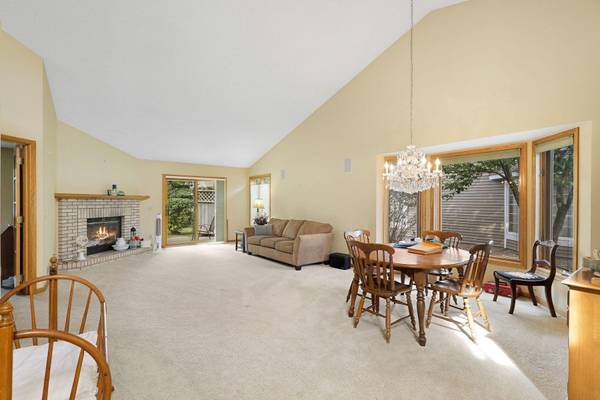 5611 Dunlap AVE N, Shoreview, MN 55126