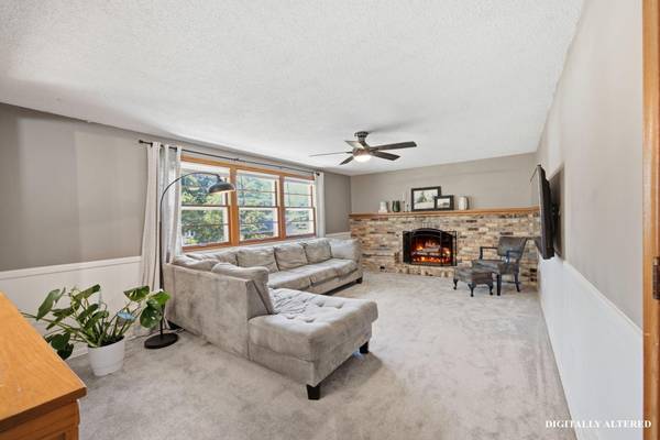4725 Winnetka AVE N, New Hope, MN 55428