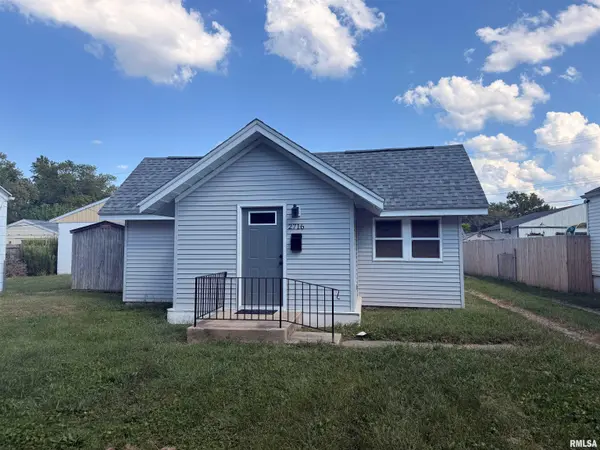 2716 S WALNUT ST, Springfield, IL 62704