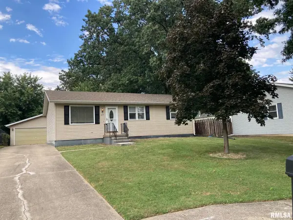 217 WILLOW LN, Springfield, IL 62707