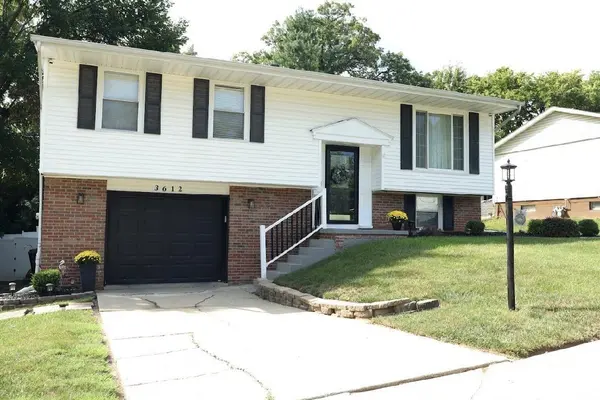 3612 W WARWICK DR, Peoria, IL 61515