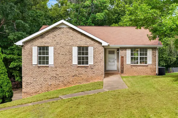1315 Hand Dr, Clarksville, TN 37042