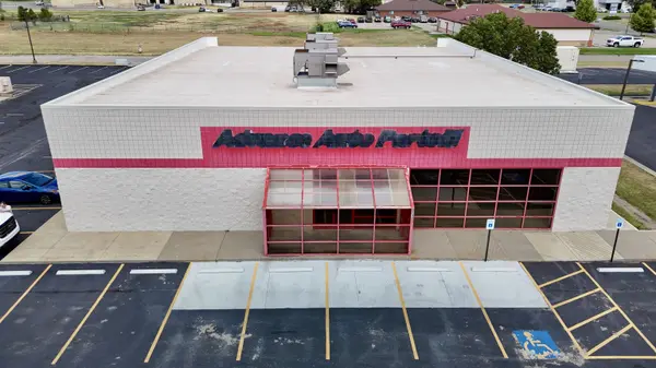 8310 W Central, Wichita, KS 67212