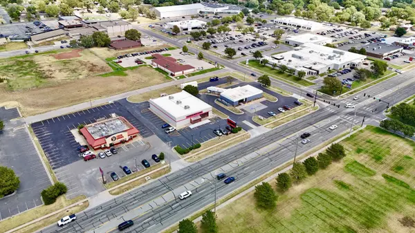 8310 W Central, Wichita, KS 67212