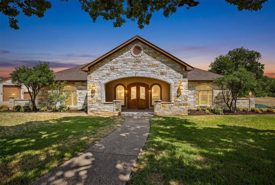 101 Flint Rock TRL, Spicewood, TX 78669