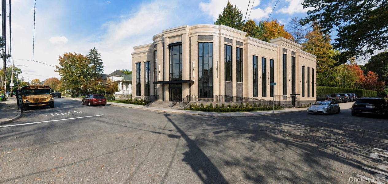 2 Rita AVE, Monsey, NY 10952