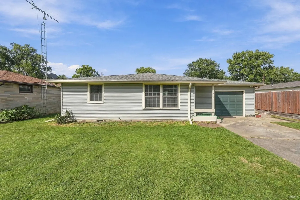 519 N Claypool RD, Muncie, IN 47303