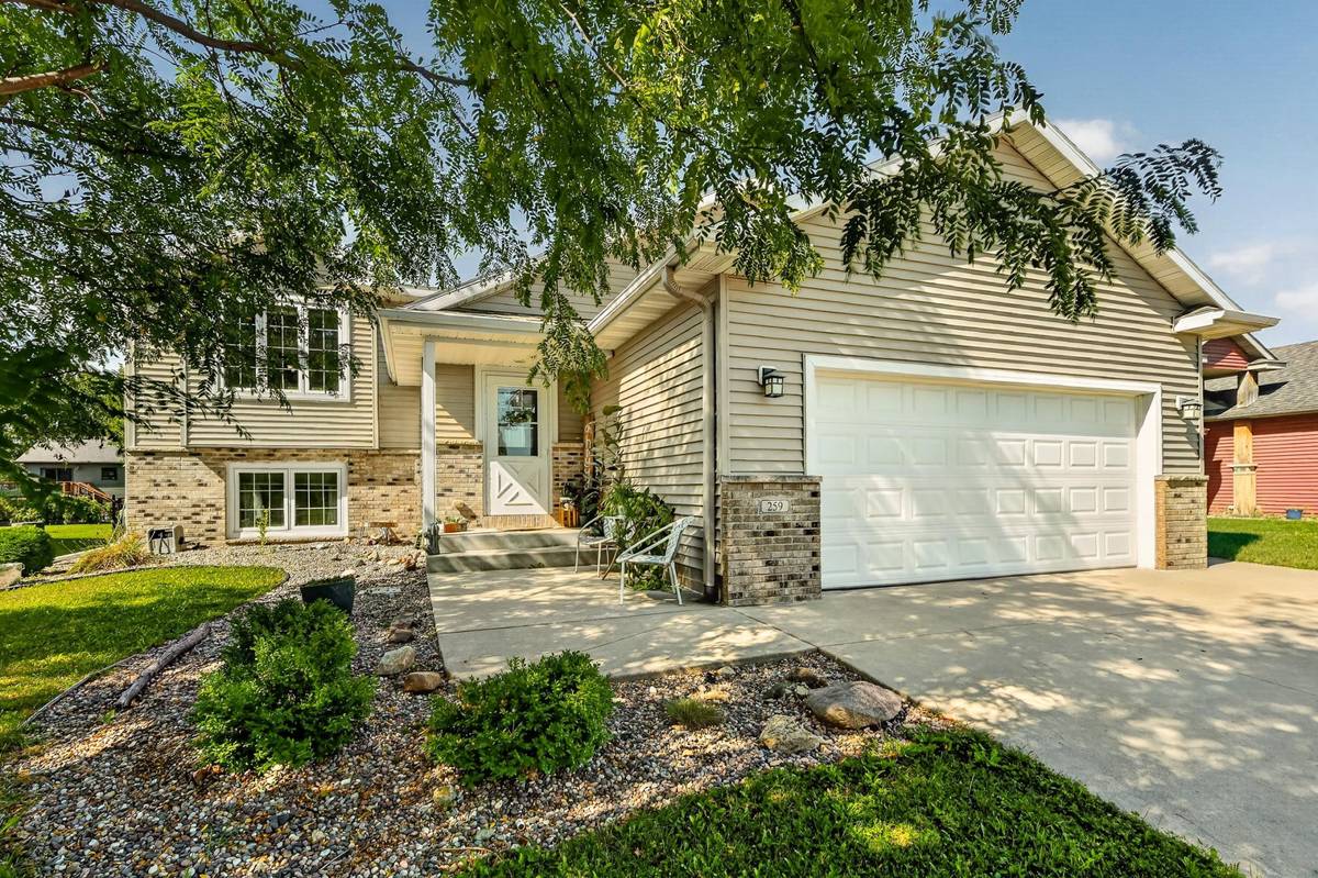 259 Brookestone DR SE, Rochester, MN 55904