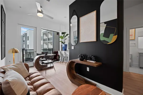 3900 Berkman DR #206, Austin, TX 78723