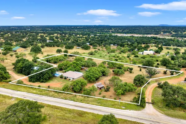 115 Fieldstone DR, Llano, TX 78643
