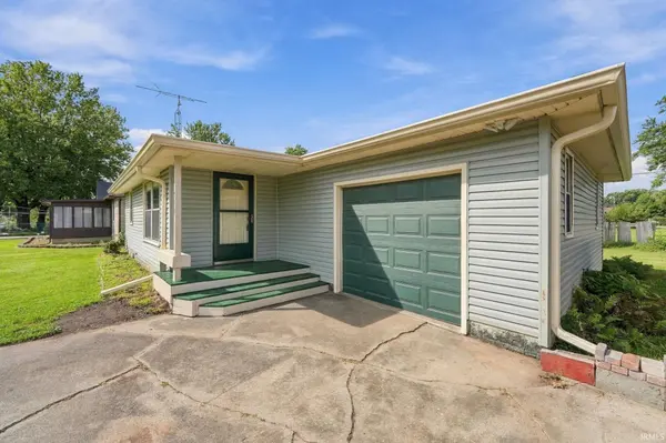 519 N Claypool RD, Muncie, IN 47303