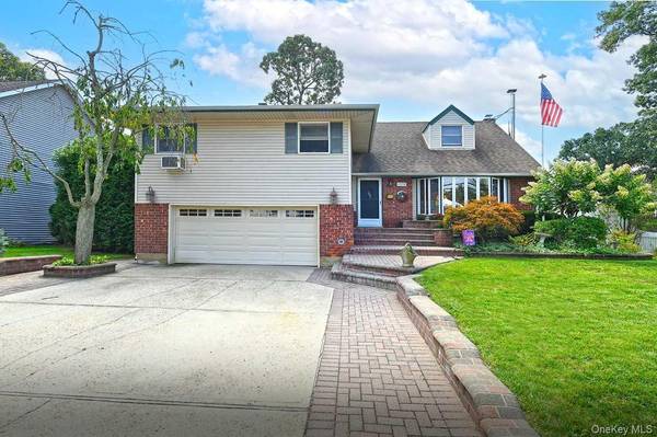 1994 Van Nostrand AVE, Merrick, NY 11566