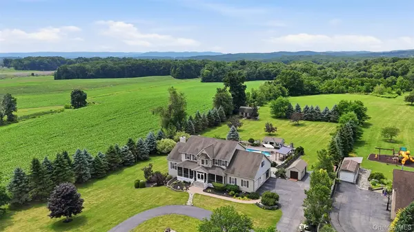 161 Bergen CIR, Slate Hill, NY 10973