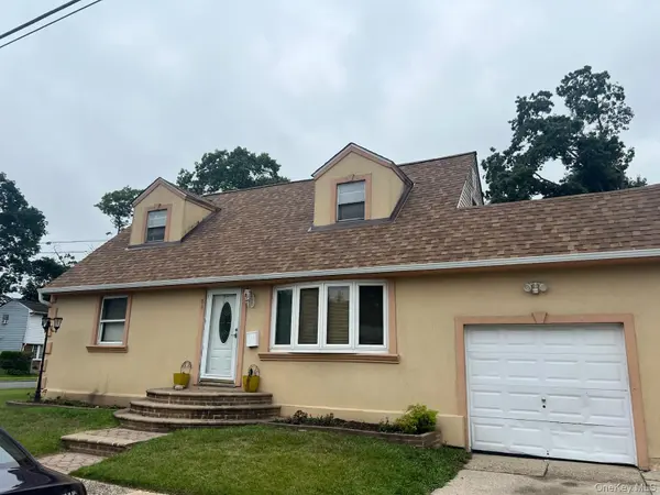 61 Astor, Roosevelt, NY 11575