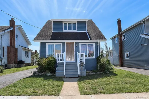17 Ray ST, Freeport, NY 11520