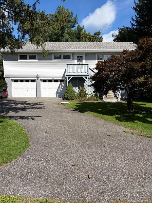 20 Hutchinson RD, Carmel, NY 10512