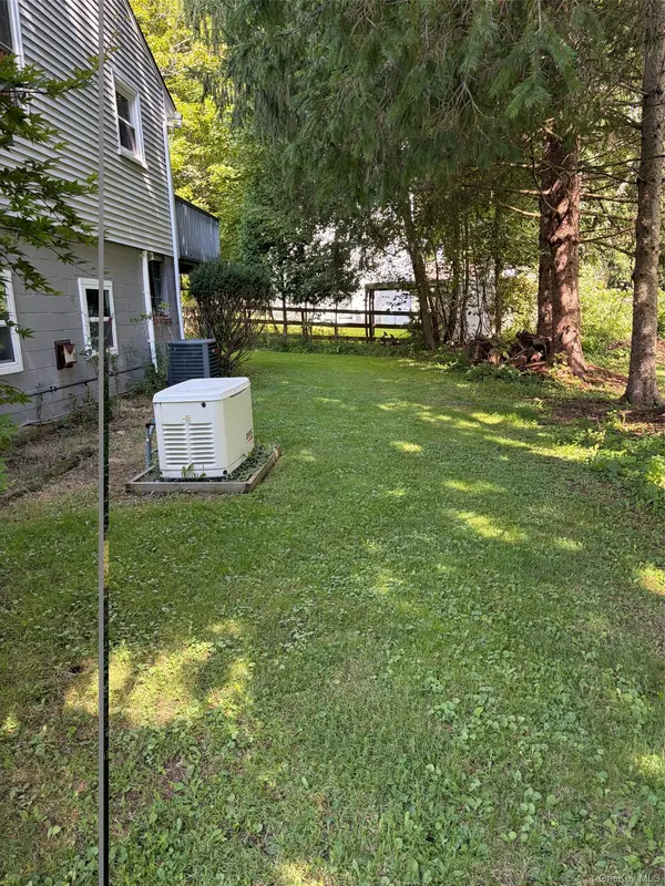 20 Hutchinson RD, Carmel, NY 10512