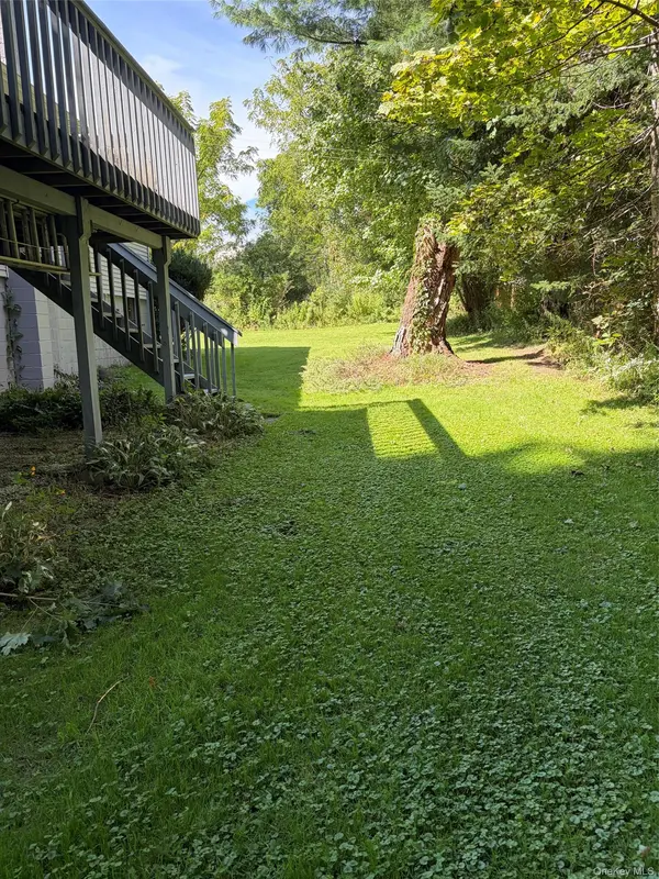 20 Hutchinson RD, Carmel, NY 10512