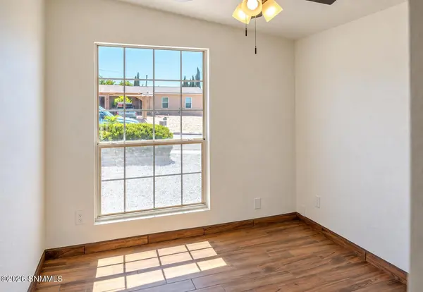 1965 Stanton AVE, Las Cruces, NM 88001