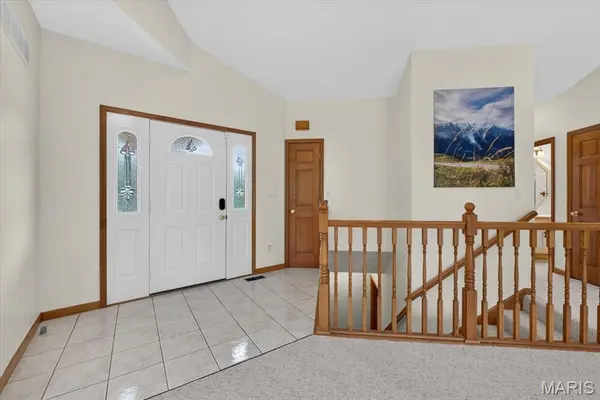 2389 Desloge Estates DR, Villa Ridge, MO 63089