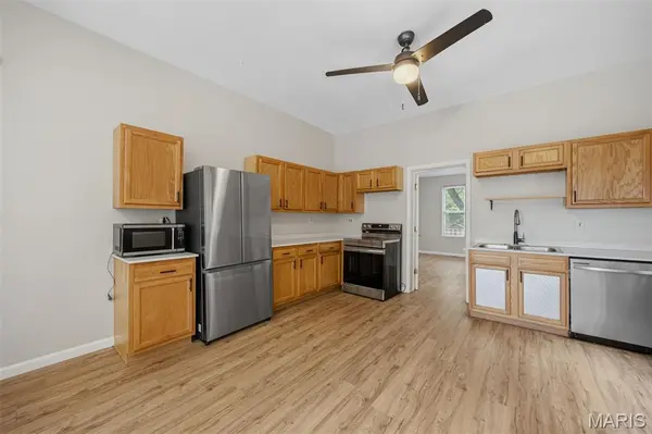 8422 Michigan AVE, St Louis, MO 63111