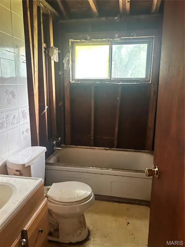 14 Pleasant Valley TER, Arnold, MO 63010