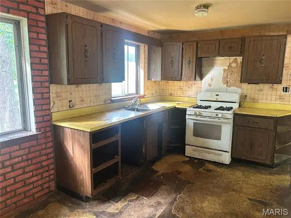 14 Pleasant Valley TER, Arnold, MO 63010