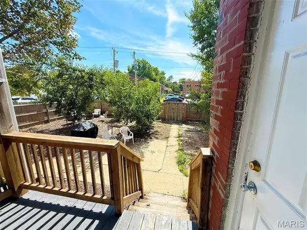 3924 Botanical AVE #1F, St Louis, MO 63110