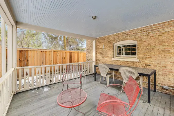 1628 Wesley AVE, Evanston, IL 60201