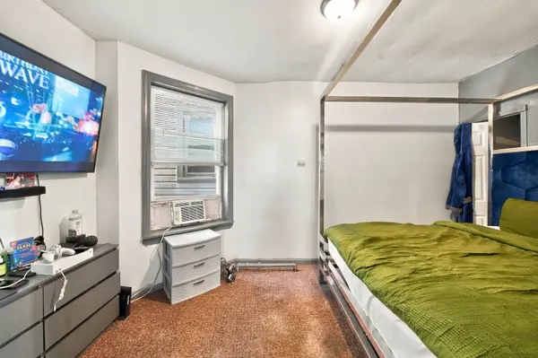 4109 W Van Buren ST, Chicago, IL 60624