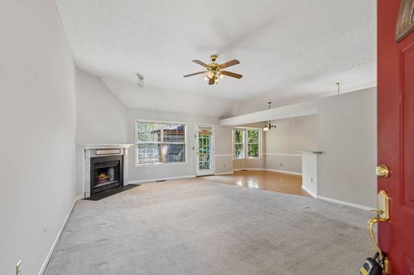 241 Heritage Cir #E, La Vergne, TN 37086