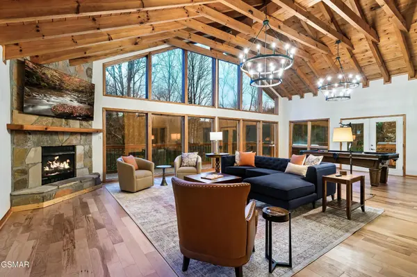 1051 N Ridge Place, Sevierville, TN 37876