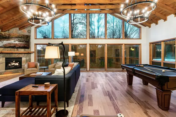 1051 N Ridge Place, Sevierville, TN 37876