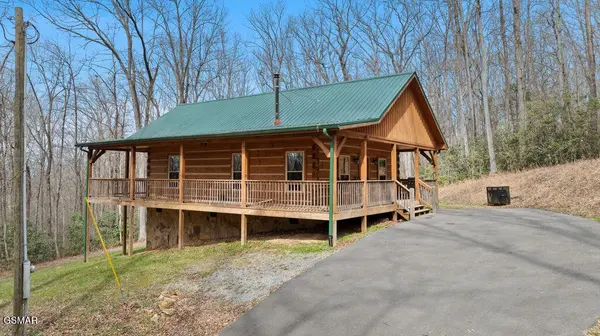 3393 Grand Country Drive, Cosby, TN 37722