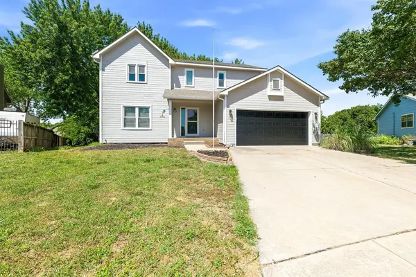 4479 N Edgemoor Ct,  Bel Aire,  KS 67220