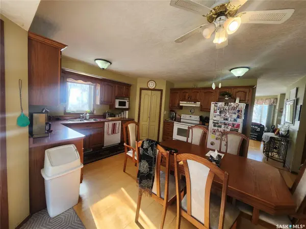 209 1st AVENUE N, Big River, SK S0J 0E0