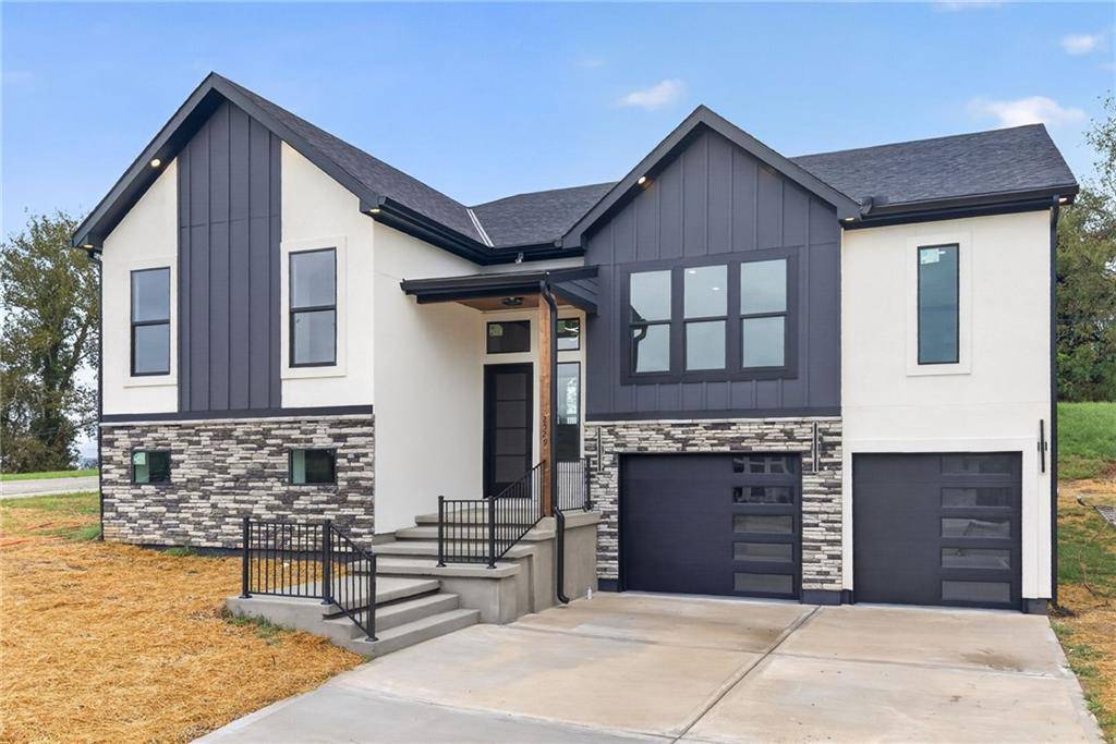 2529 N Hallock ST, Kansas City, KS 66101