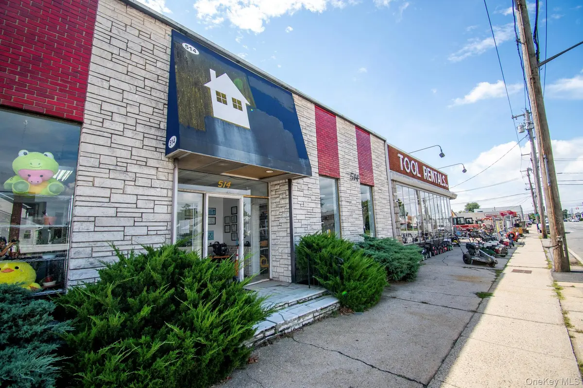 500 - 514 Merrick RD, Baldwin, NY 11510