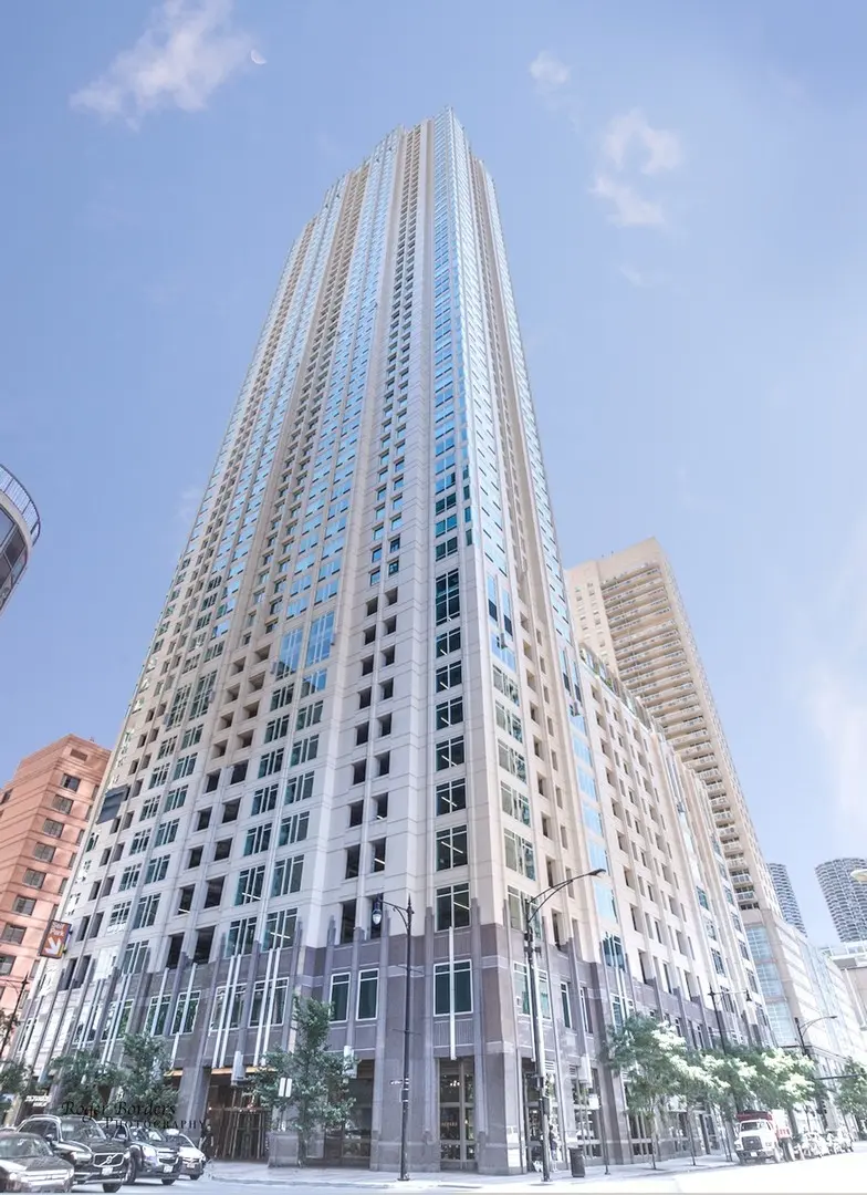 33 W Ontario ST #47E, Chicago, IL 60654