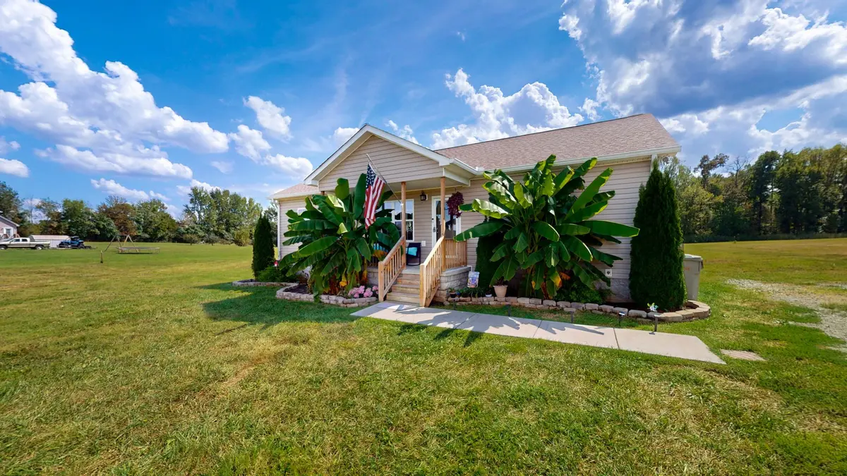 340 Herman Rd, Smithville, TN 37166
