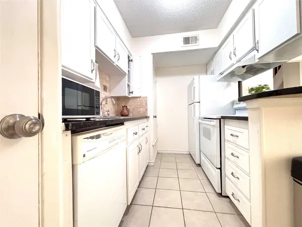 7407 Shadow Hill DR, Austin, TX 78731