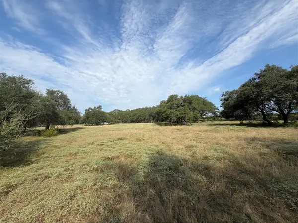 130 Quail HOLW, Wimberley, TX 78676
